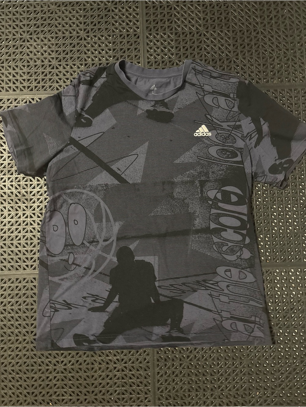 Adidas Gray Graphic Tee - Crew Neck